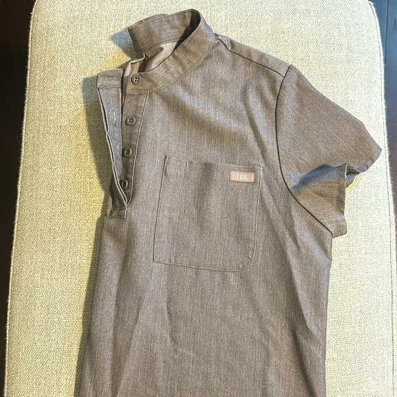 Gray figs top S - Picture 2 of 4